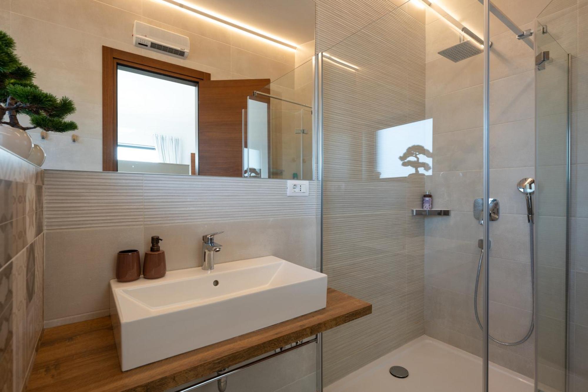 Martincic Residence - 5 Stars Luxury With Pool Heating On 4000M2 Rakalj Dış mekan fotoğraf
