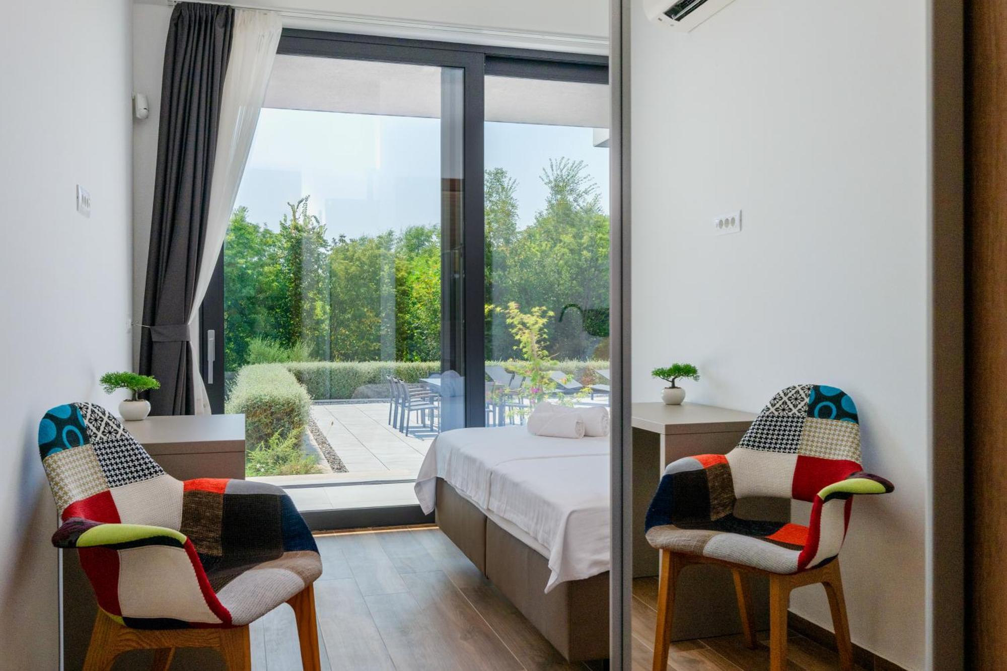 Martincic Residence - 5 Stars Luxury With Pool Heating On 4000M2 Rakalj Dış mekan fotoğraf
